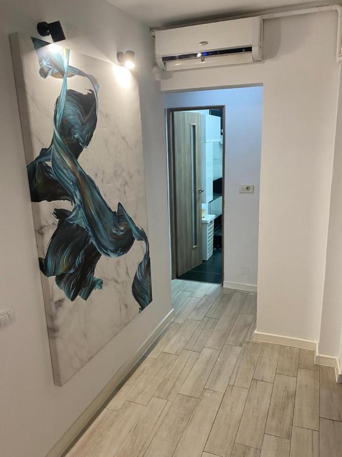 Beautiful Modern Apartment Craiova Luaran gambar